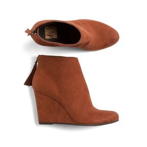Dolce Vita Glinda Wedge Bootie